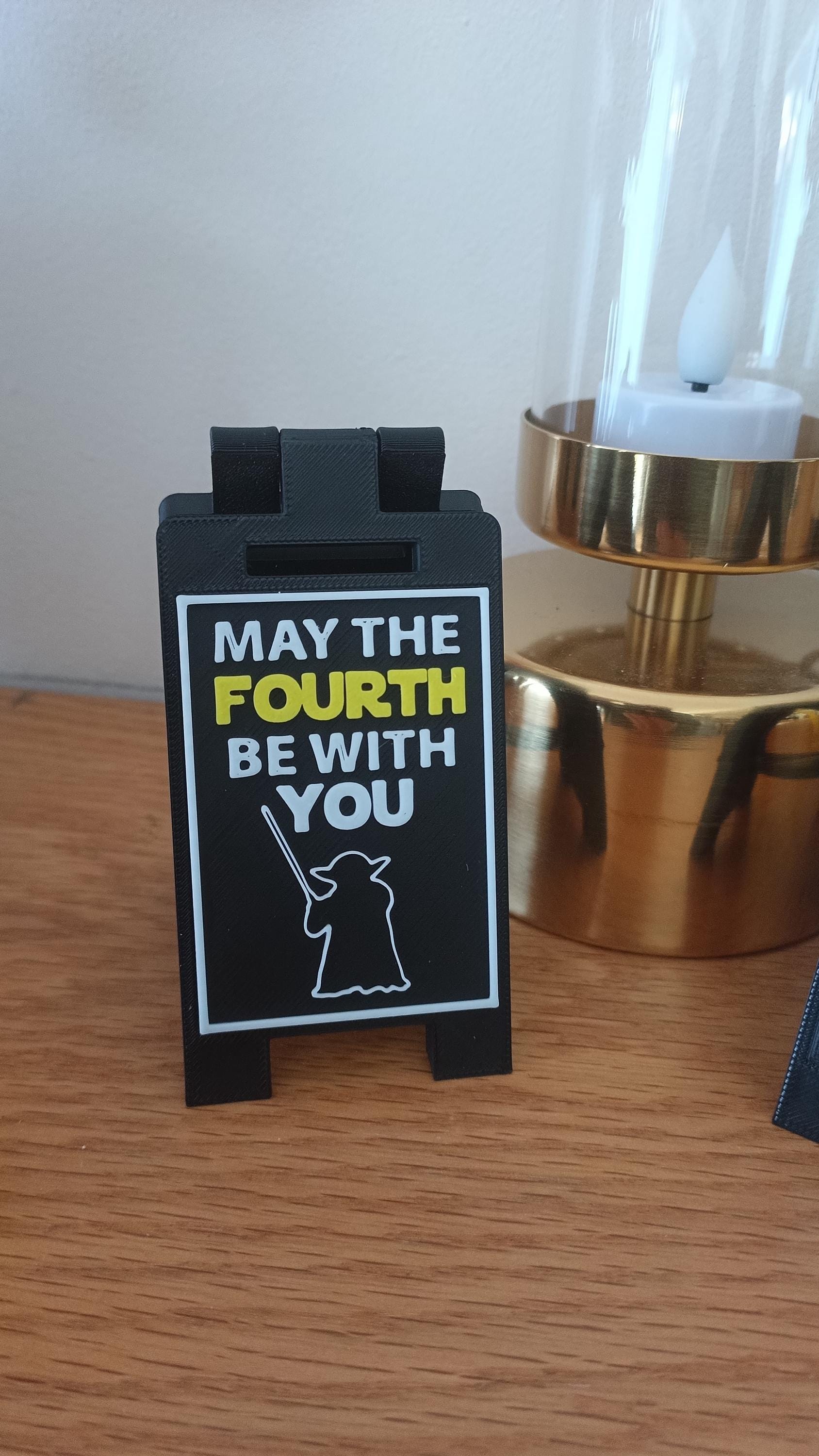 Star Wars Day May The 4th Be With You & Quotes Mini Desk Signs Yoda, Hans Solo, Qui-Gon Jinn