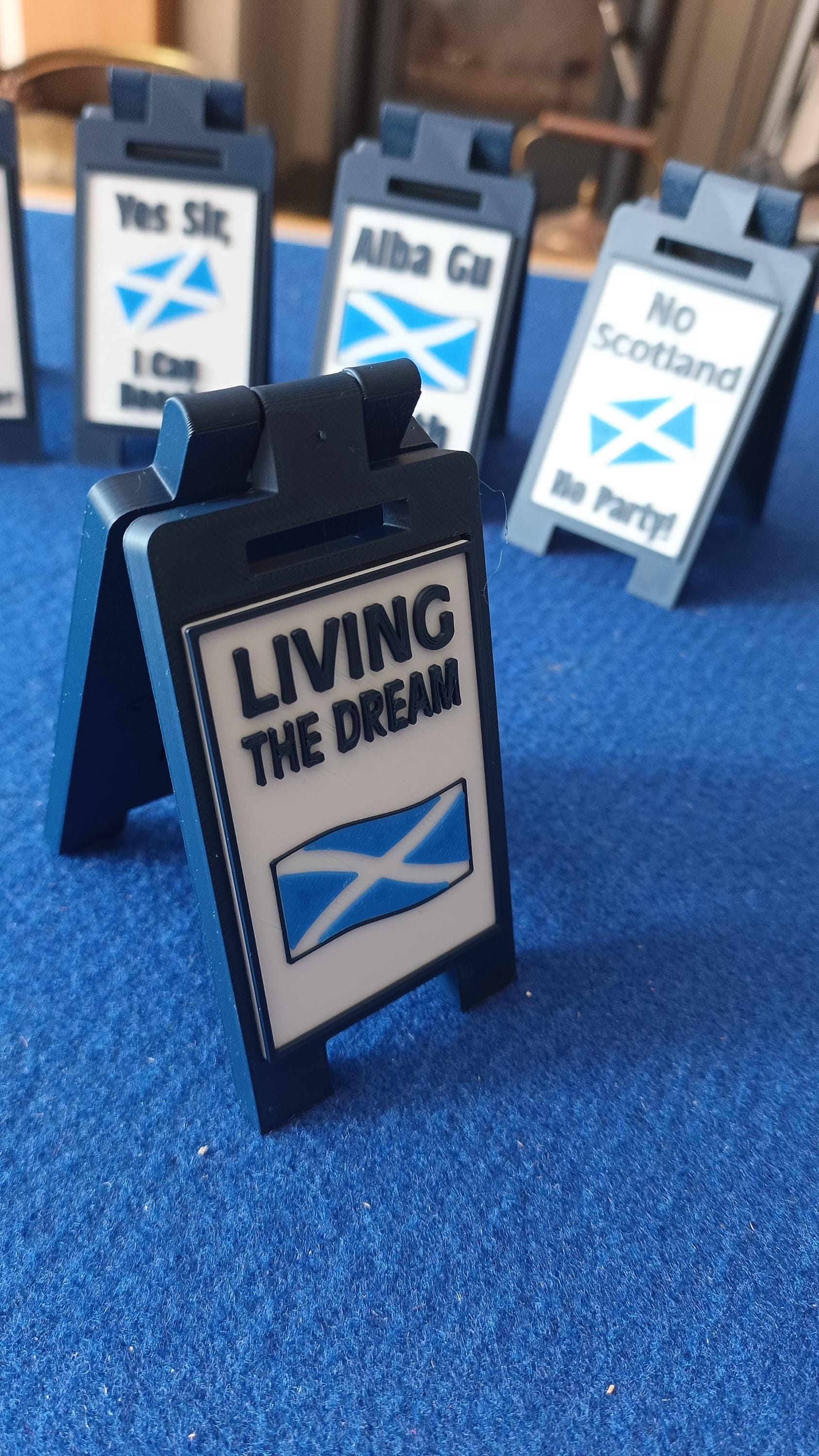 Scotland Football World Cup 26 Mini Floor / Desk Signs 9cm Navy/White