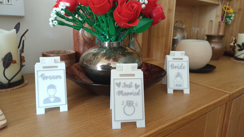 Wedding Day mini sign, wedding decoration, just married sign, bride and groom gift