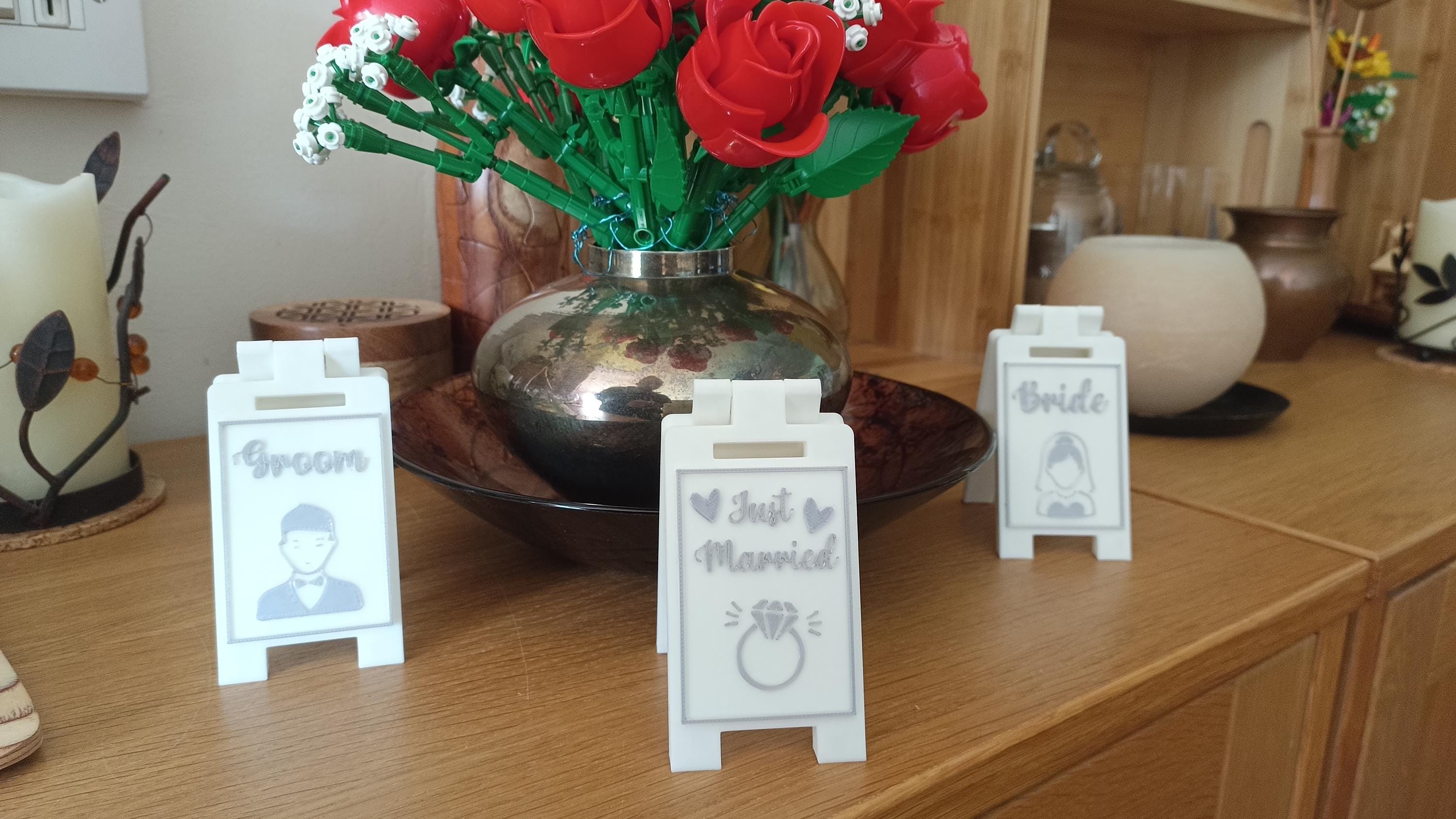Wedding Day mini sign, wedding decoration, just married sign, bride and groom gift