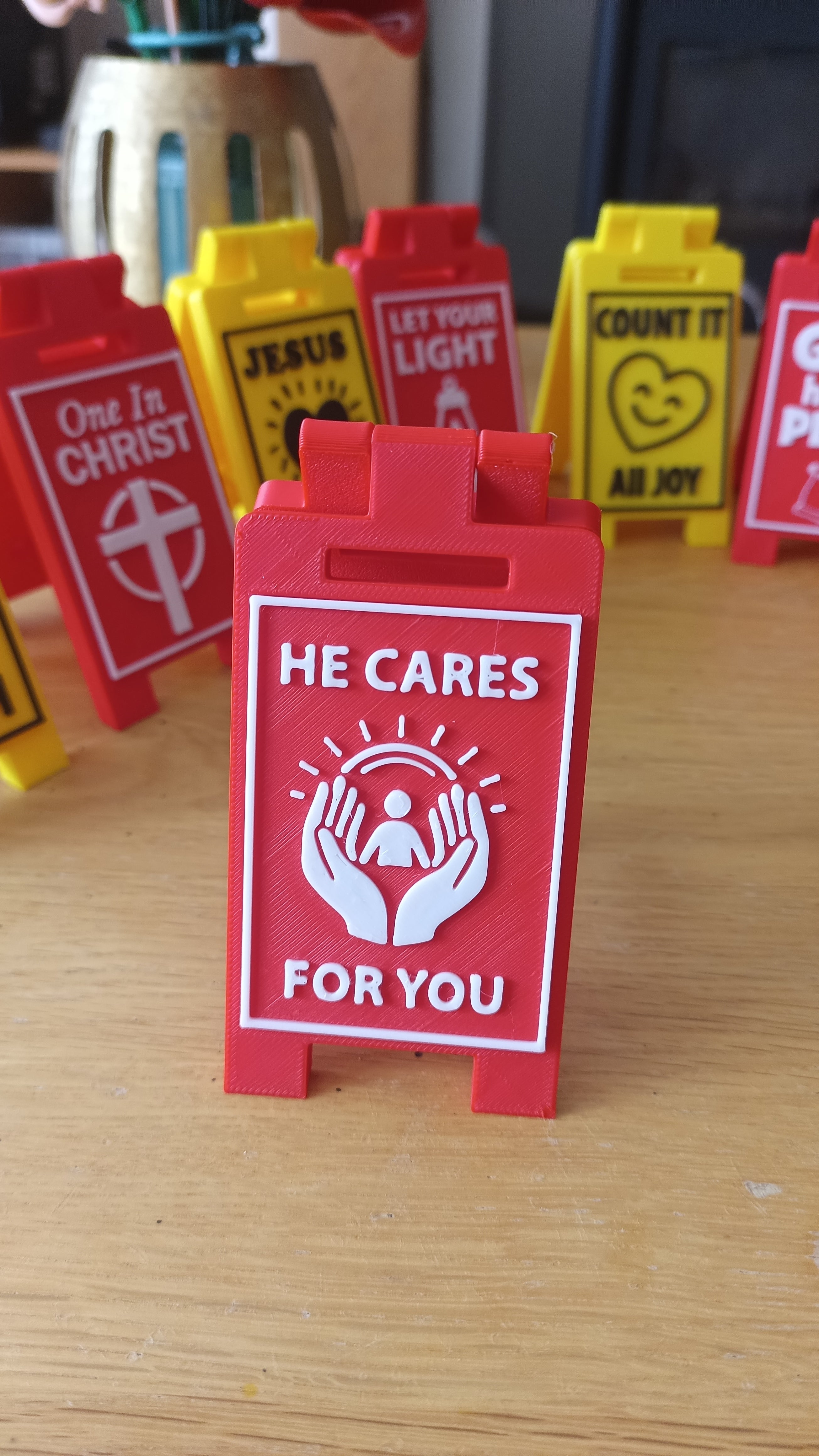 Christian Encouragement Desk Signs, Christian gifts, church gift idea