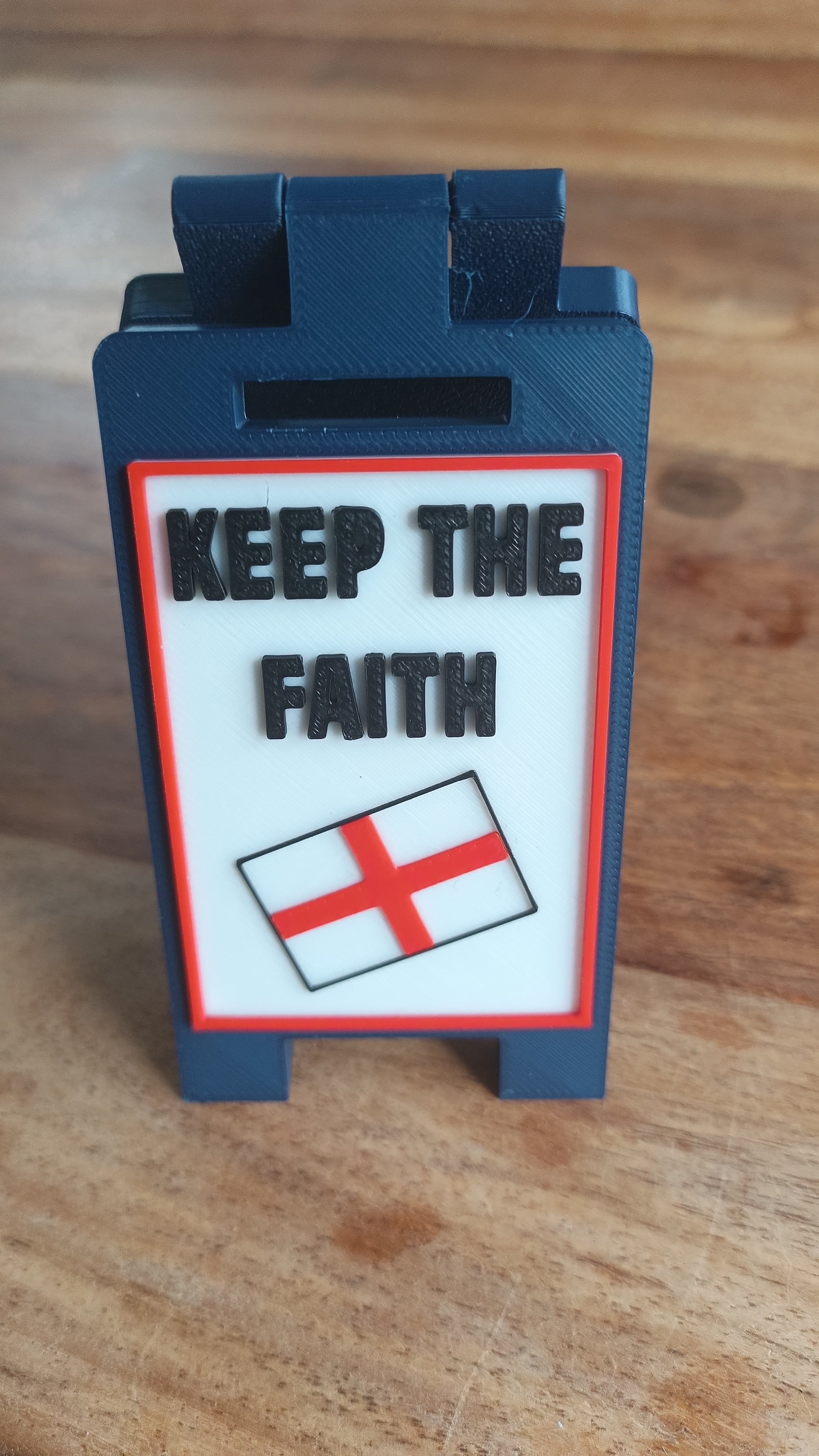 England Football World Cup 26 Mini Floor / Desk Signs 9cm